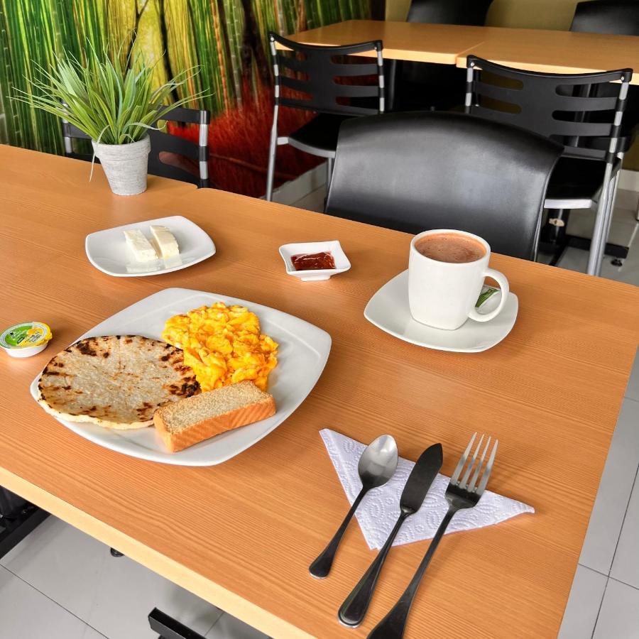 Hotel Volare 亚美尼亚 外观 照片